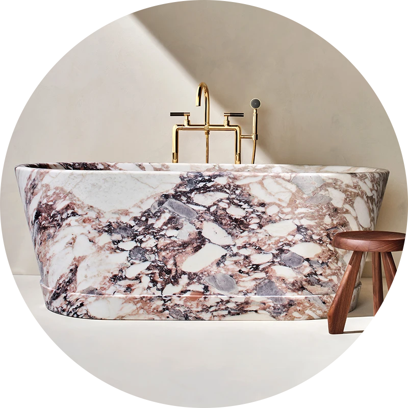 Statement Bathtubs: Explore Now