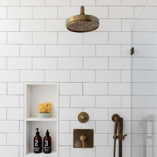 R.W. ATLAS SHOWER FITTINGS IN BRASS