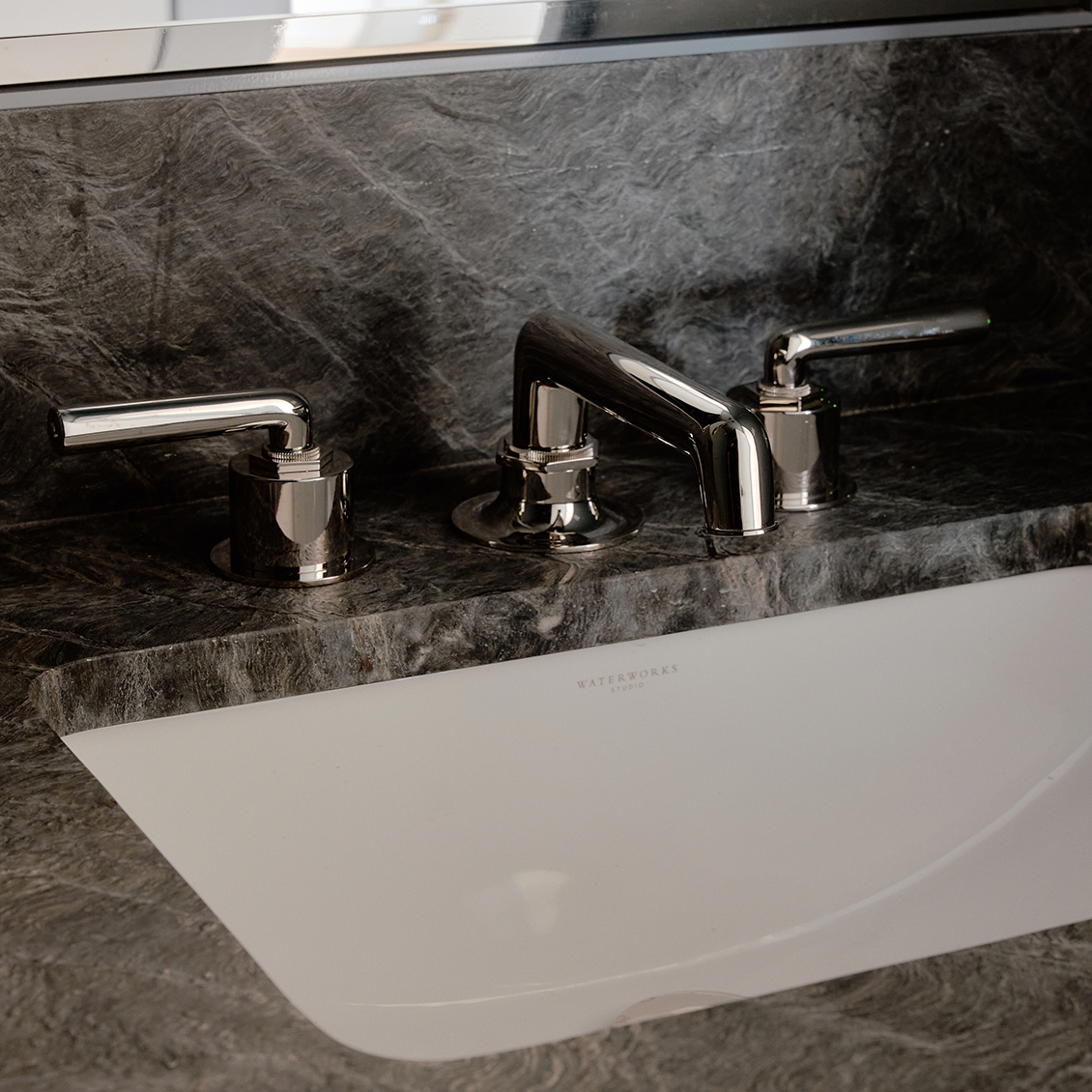 ꕤclara* Discover Clara Undermount Rectangular Vitreous China