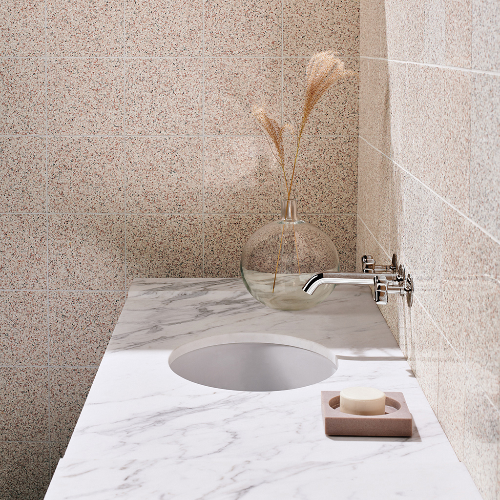 Discover .25 Low Profile Three Hole Wall Mounted Lavatory