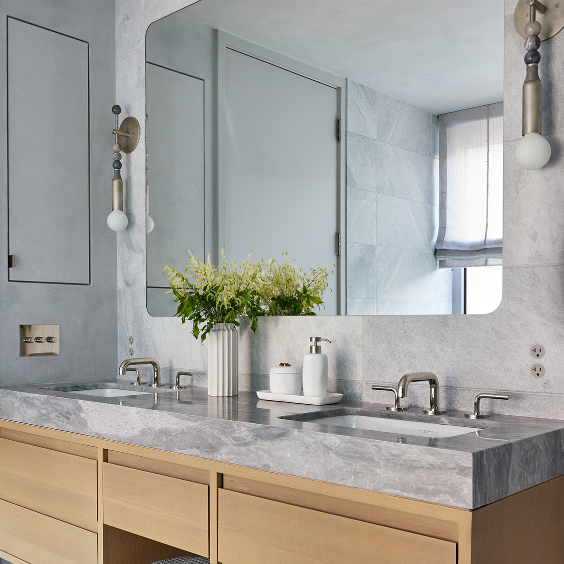 Discover Clara Undermount Rectangular Vitreous China Lavatory Sink