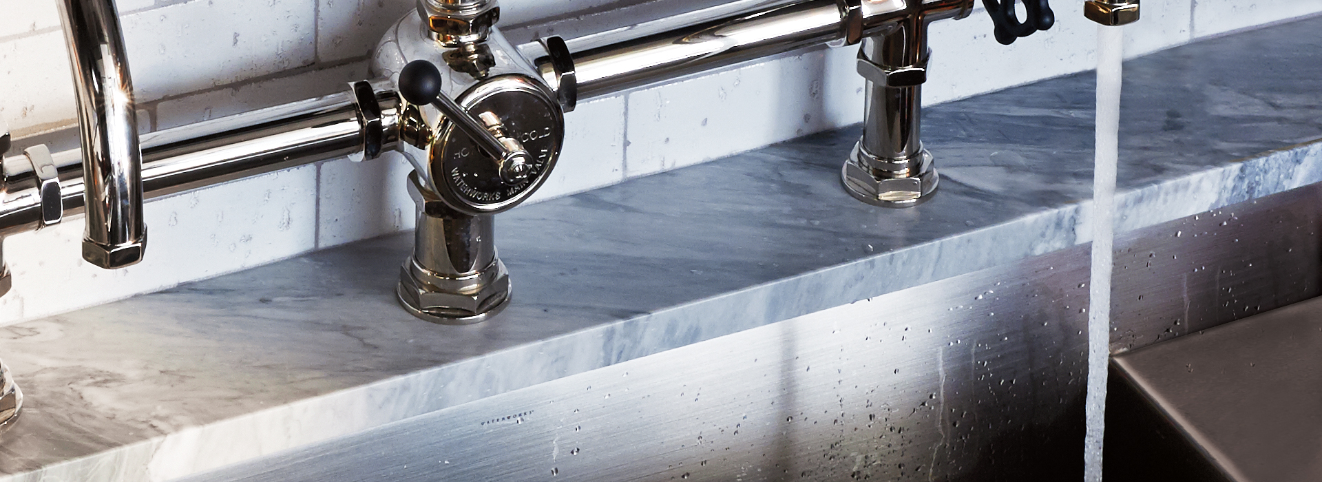 Faucets and Sinks Waterworks